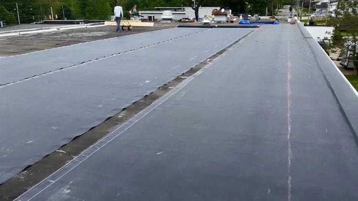 flat rubber roofing Akron and Hartville