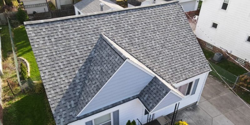top rated asphalt shingle roof repair replacement experts Akron and Hartville